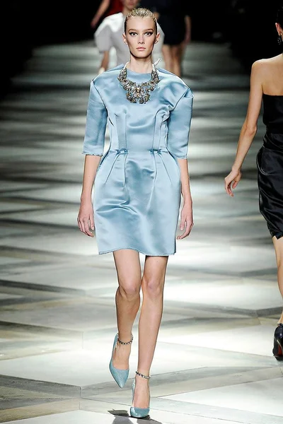 Look 36